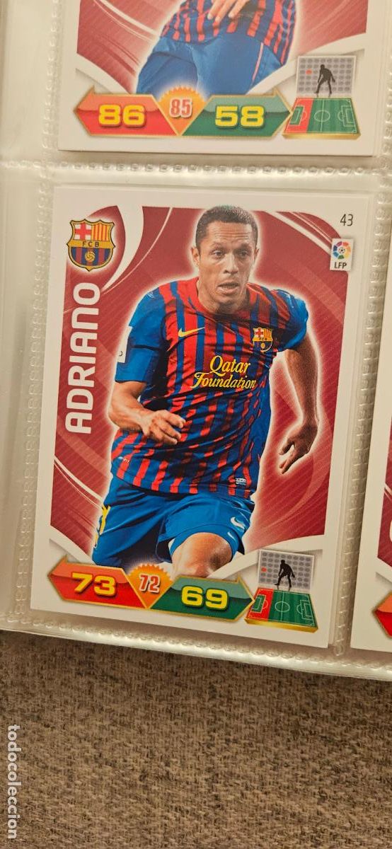 Fu&szlig;ball-Sticker: 43 Adriano Barcelona adrenalyn 2011 2012 11 12 trading card