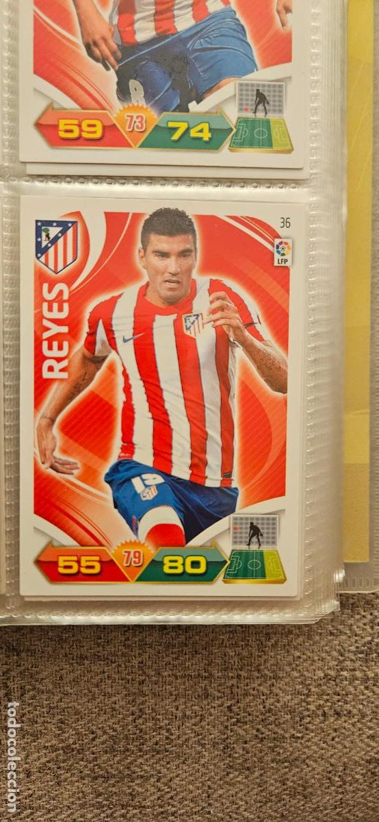Fu&szlig;ball-Sticker: 36 Reyes At. Madrid adrenalyn 2011 2012 11 12 trading card