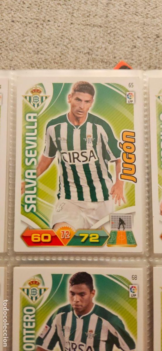 Cartes &agrave; collectionner de Football: 65 Salva Sevilla Betis adrenalyn 2011 2012 11 12 trading card