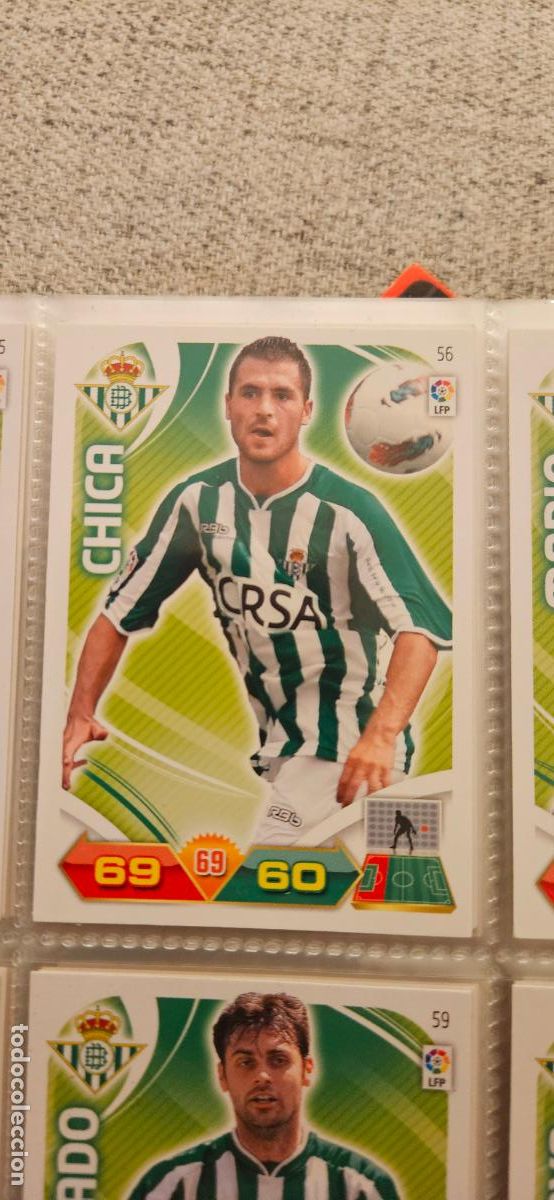 Cartes &agrave; collectionner de Football: 56 Chica Betis adrenalyn 2011 2012 11 12 trading card