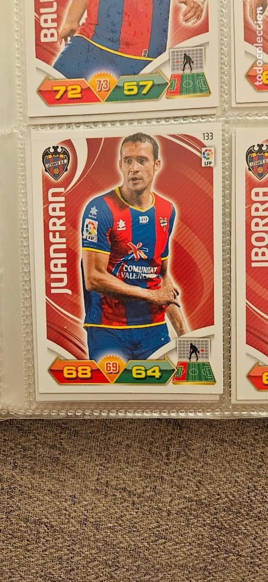 Football Stickers: 133 Juanfran Levante adrenalyn 2011 2012 11 12 trading card