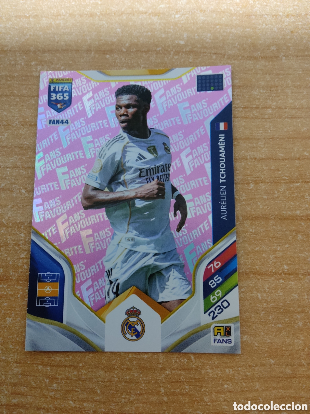 Cromos de f&uacute;tbol: FAN44 TCHOUAMENI REAL MADRID ROSA FIFA 365 ADRENALYN 2026