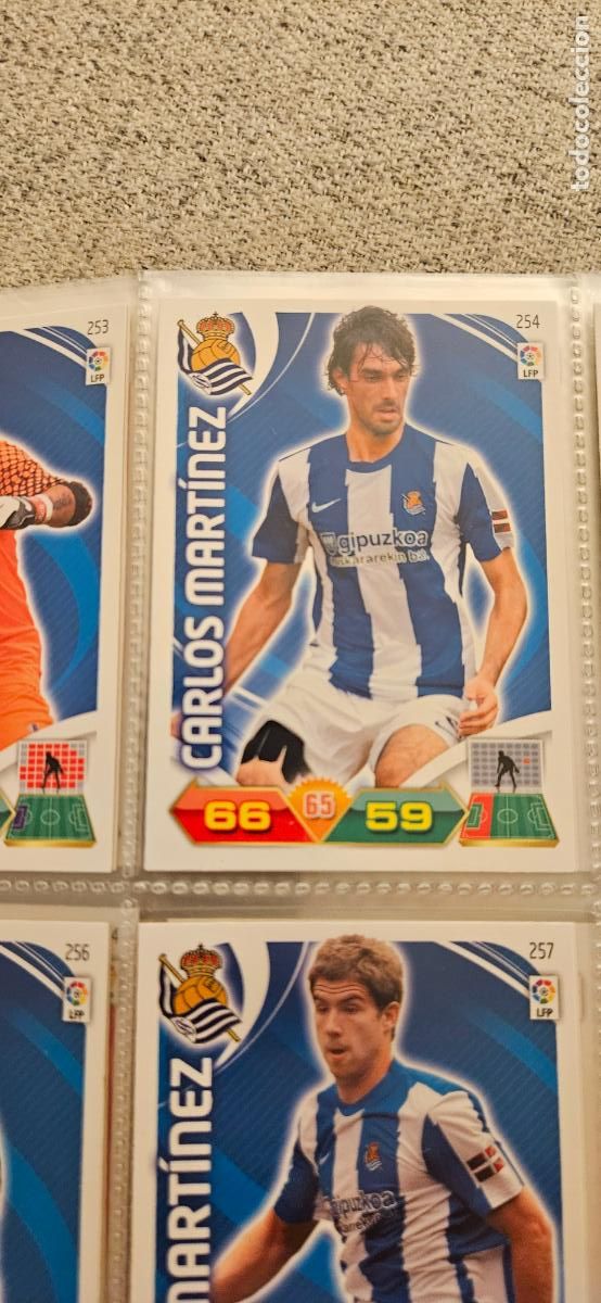 Football Stickers: 254 Carlos Mart&iacute;nez R. Sociedad adrenalyn 2011 2012 11 12 trading card