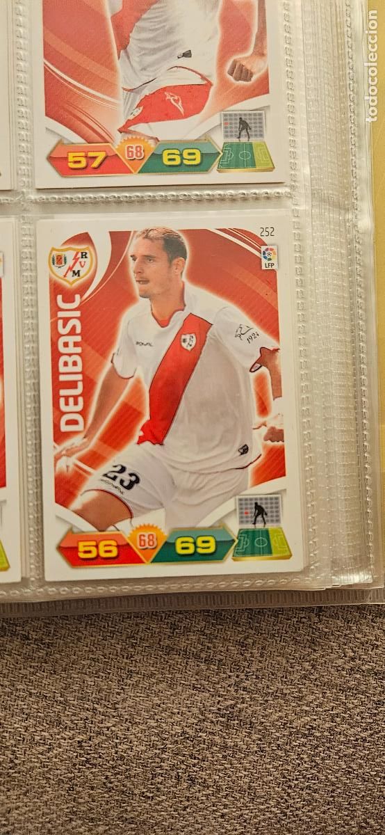 Fu&szlig;ball-Sticker: 252 Delibasic Rayo Vallecano adrenalyn 2011 2012 11 12 trading card