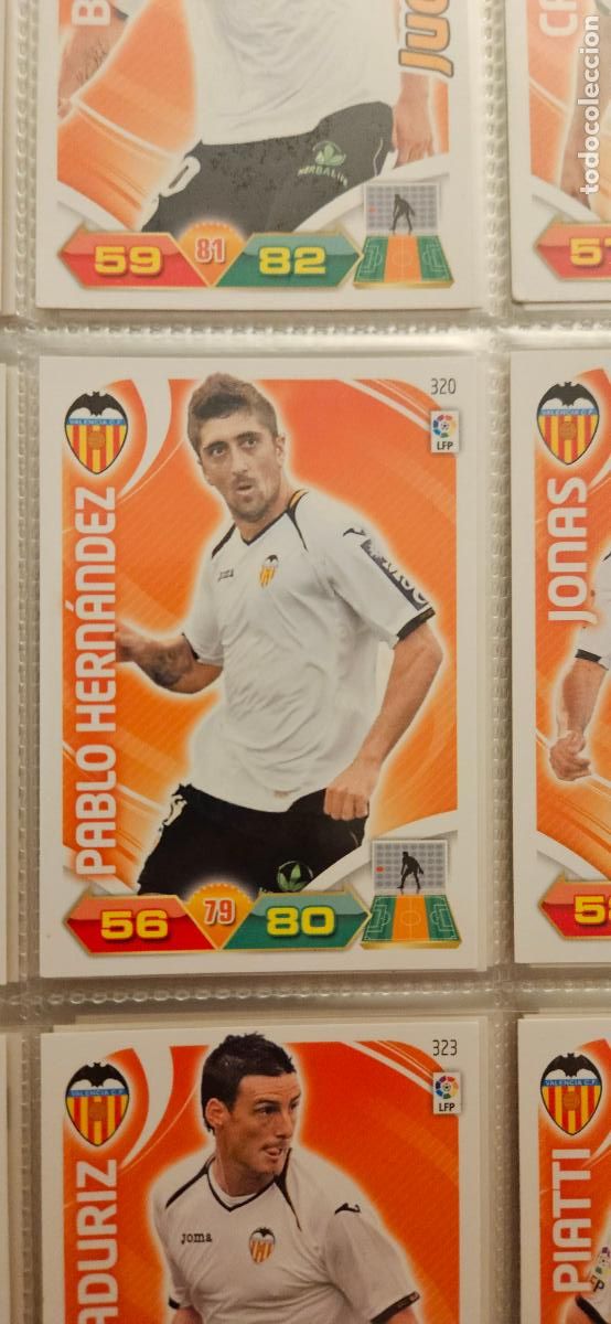 Fu&szlig;ball-Sticker: 320 Pablo Hern&aacute;ndez Valencia adrenalyn 2011 2012 11 12 trading card