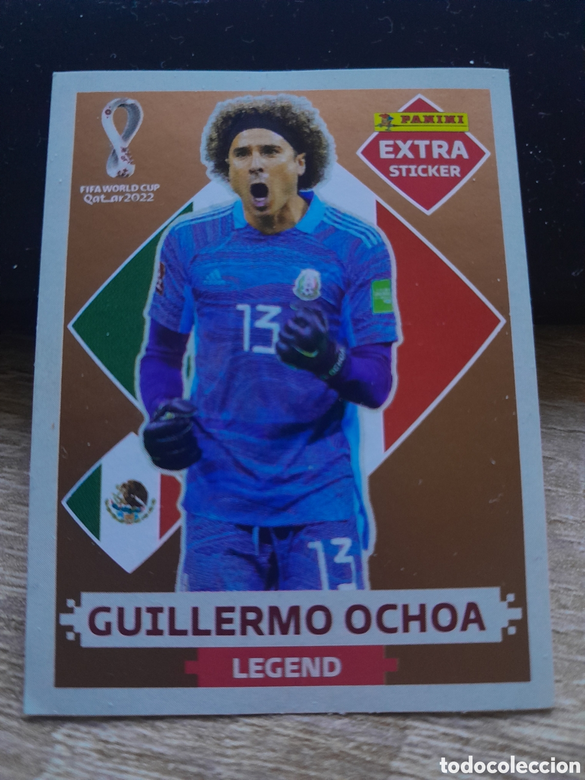 Cromos de f&uacute;tbol: Mundial 2022 Qatar extra sticker guillermo ochoa &iquest; oro ?