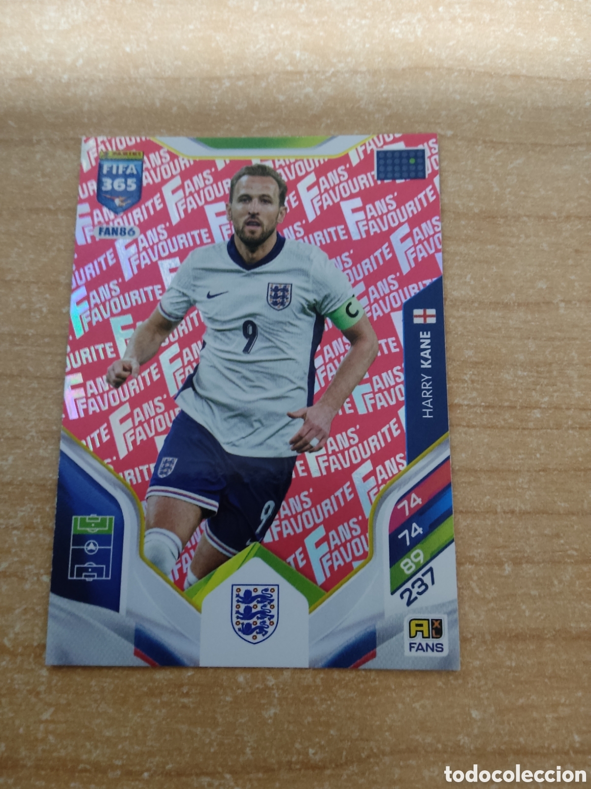 Cromos de f&uacute;tbol: FAN86 HARRY KANE INGLATERRA ROJA FIFA 365 ADRENALYN 2026