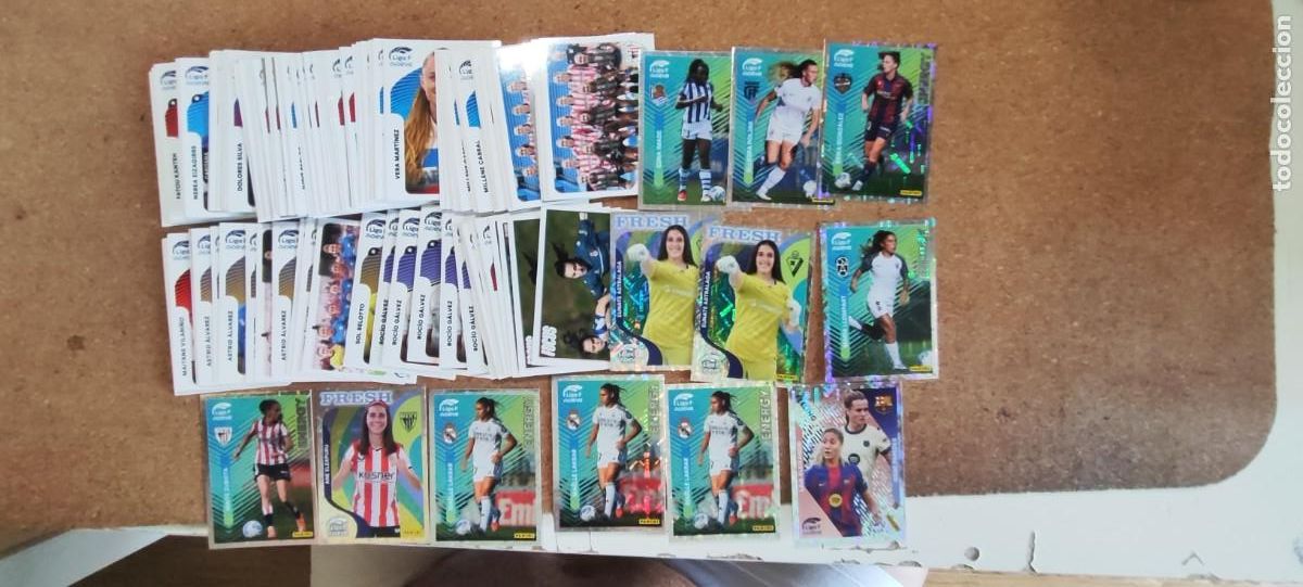 Cromos de f&uacute;tbol: LIGA FEMENINA 25/26 LOTE DE 138 STICKERS CON ESPECIALES # PANINI