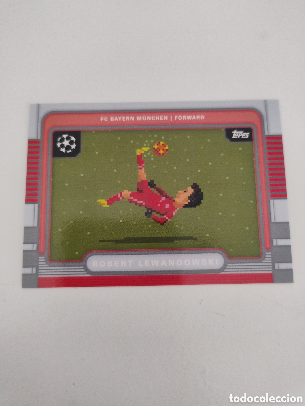 Cromos de f&uacute;tbol: 8B 20 - Lewandowski - Bayern Munich - Topps Flagship 2025 - 2026