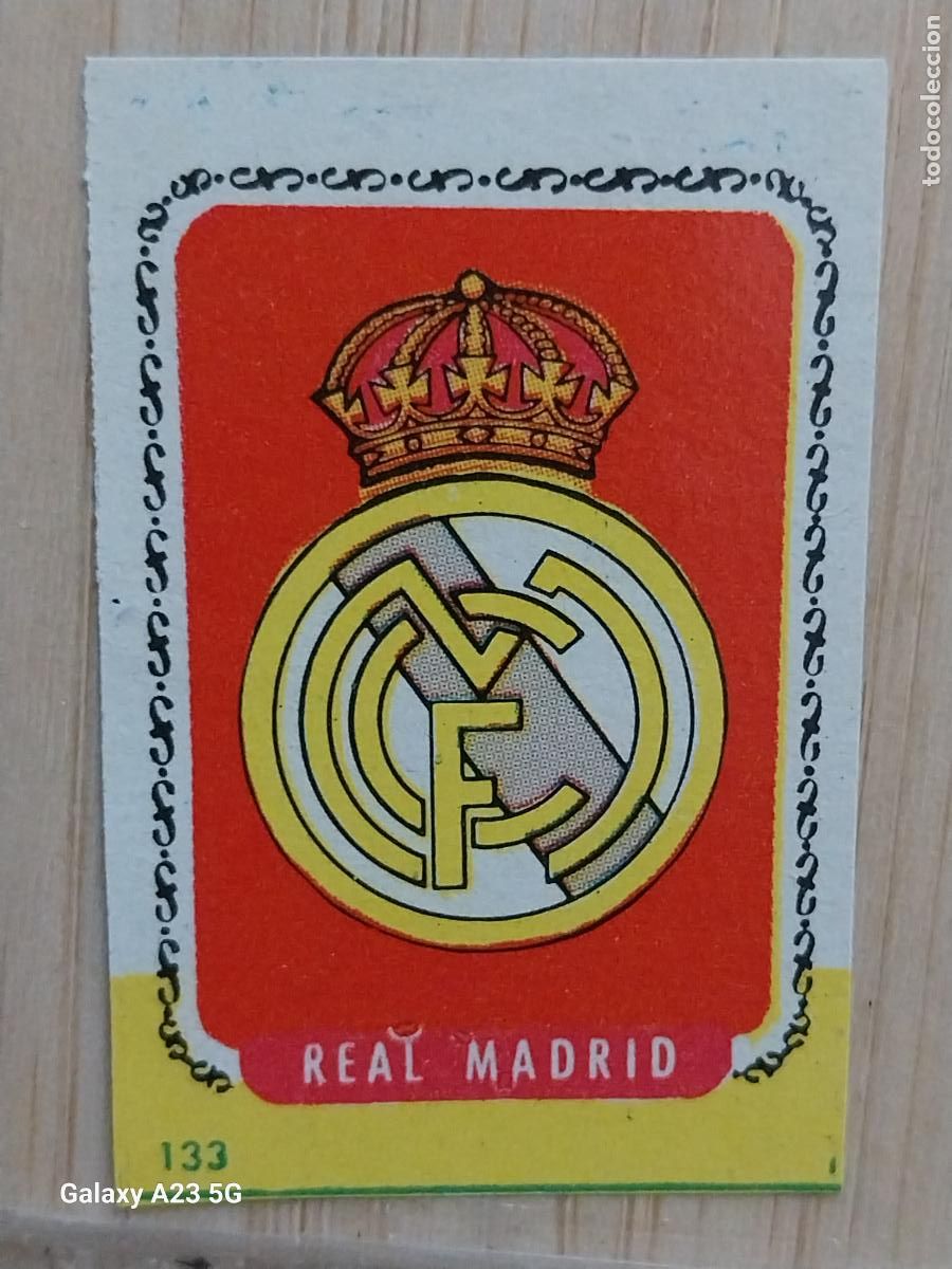 Cromos de f&uacute;tbol: REAL MADRID ESCUDO 133 CAMPEONES 1955 1956. BRUGUERA CROMO NUNCA PEGADO