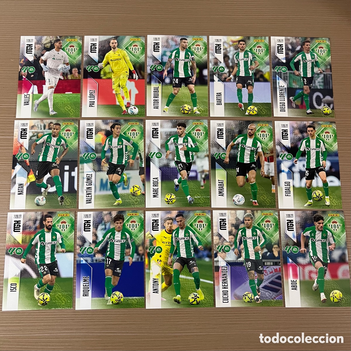 Figurine di Calcio: Lote 15 carta Real Betis Megacracks 2026-27