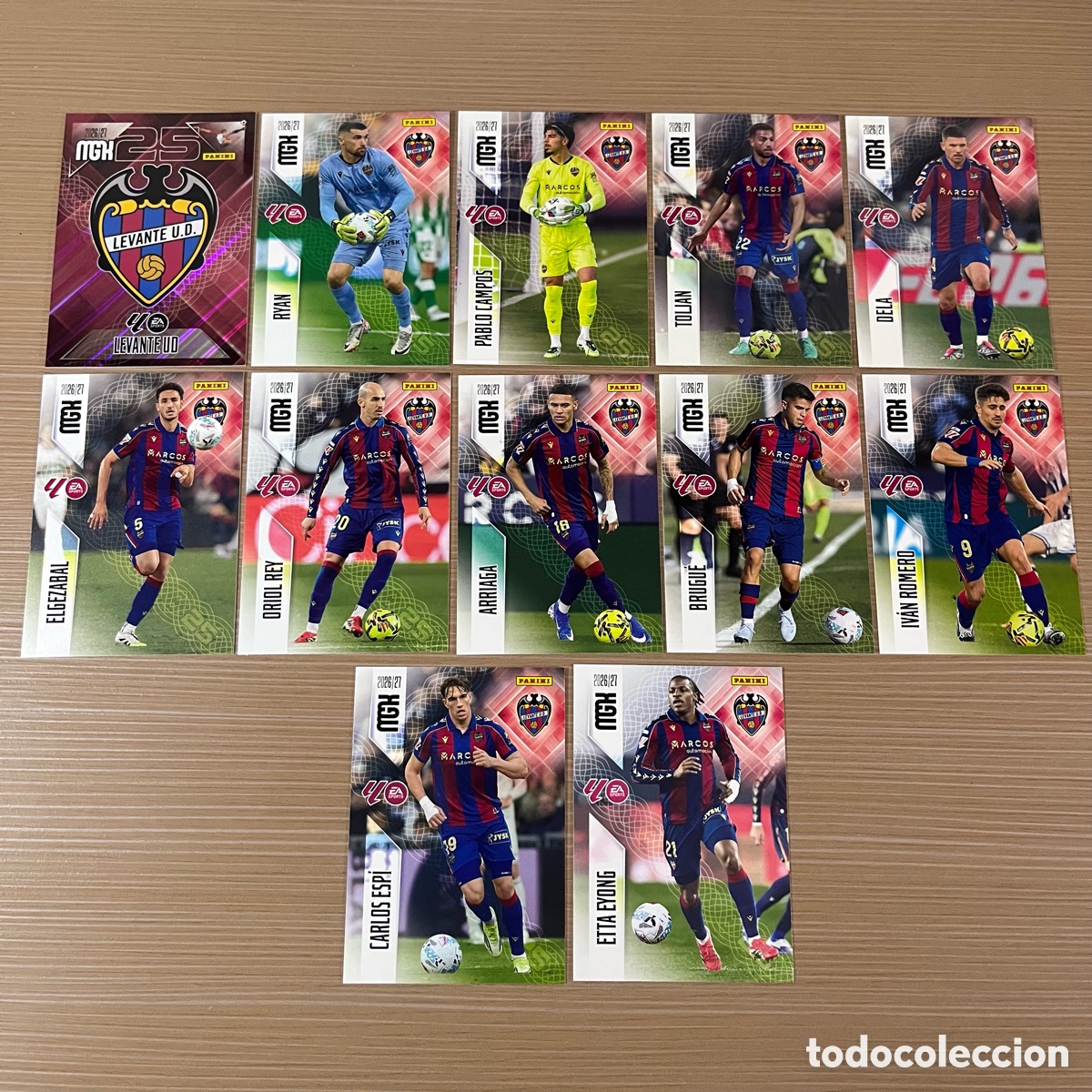 Cromos de f&uacute;tbol: Lote 12 cartas Levante UD Megacracks 2026-27