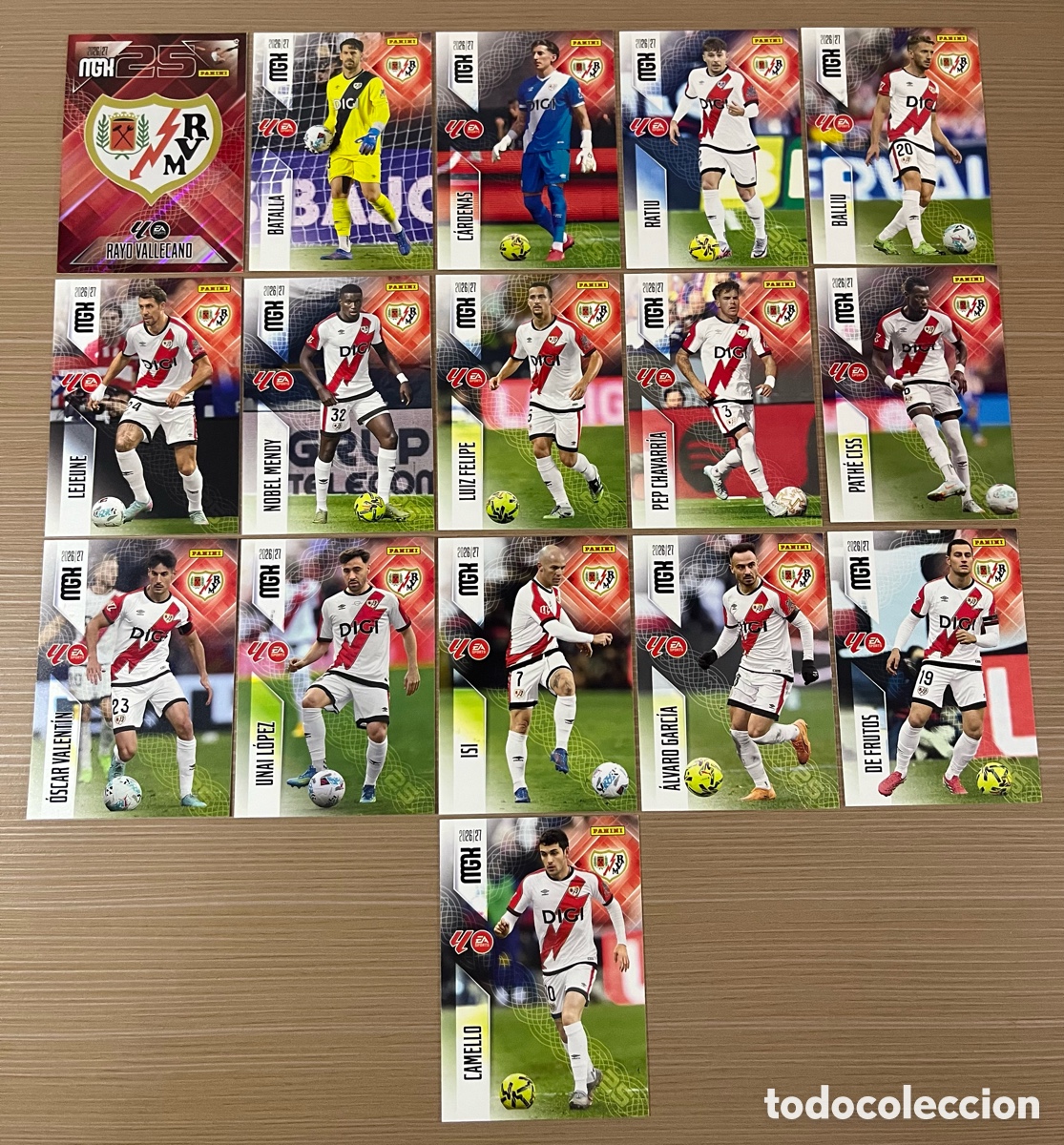 Fu&szlig;ball-Sticker: Lote 16 cartas Rayo Vallecano Megacracks 2026-27