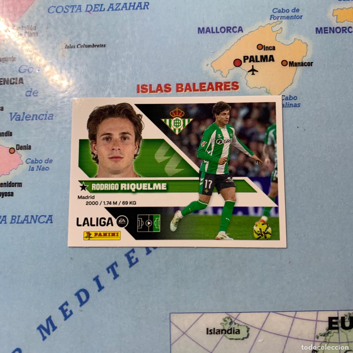 Cromos de f&uacute;tbol: Riquelme n&uacute;mero 17 del Betis cromo liga este 26-27 2026-2027