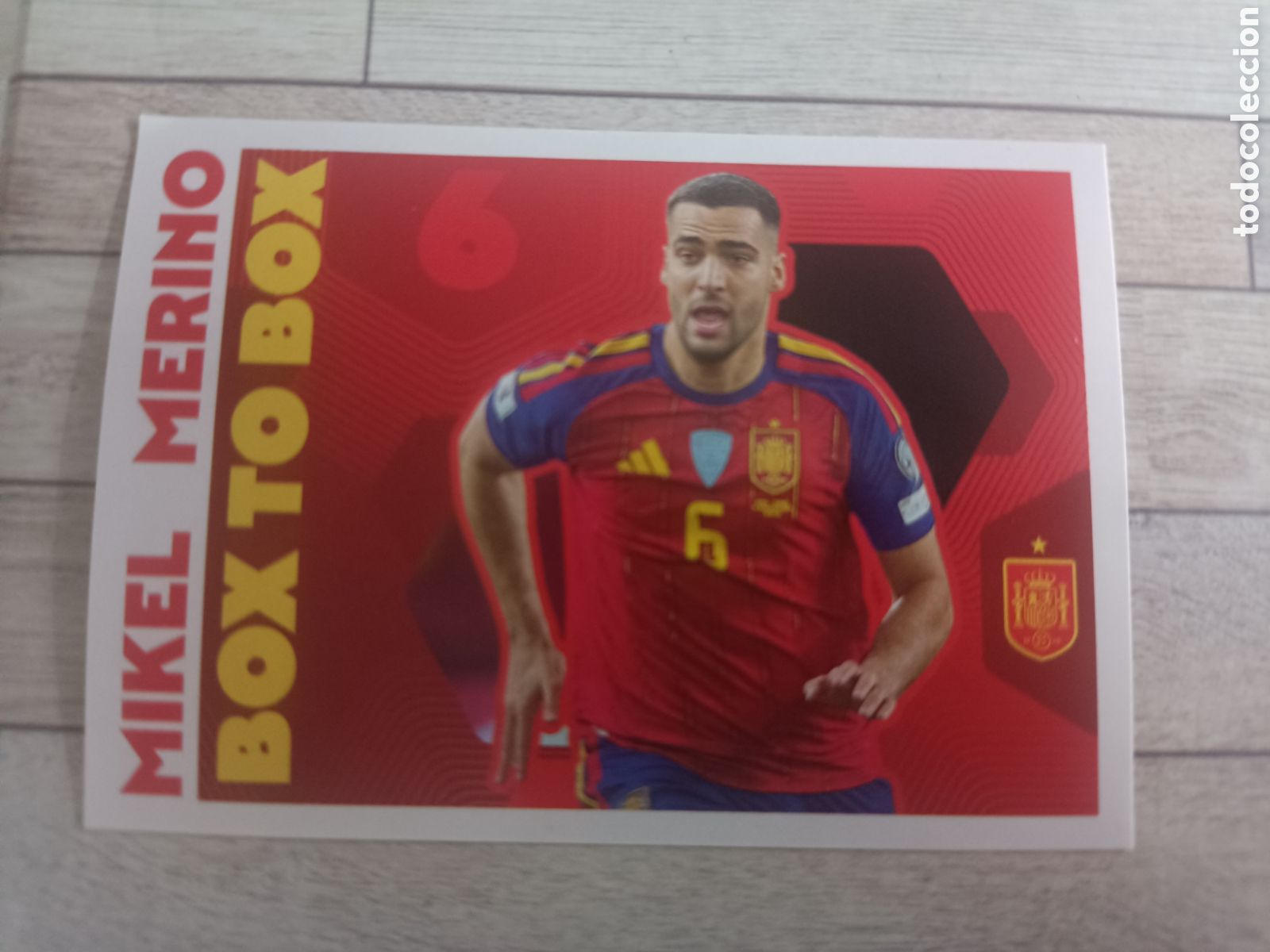 Cromos de f&uacute;tbol: 70 MIKEL MERINO BOX TO BOX SELECCION ESPA&Ntilde;OLA ESPA&Ntilde;A MUNDIAL CARREFOUR 26 PANINI 2026