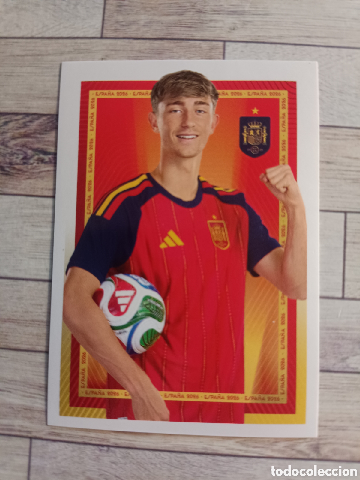 Cromos de f&uacute;tbol: 21 HUIJSEN SELECCION ESPA&Ntilde;OLA ESPA&Ntilde;A MUNDIAL CARREFOUR 26 PANINI 2026