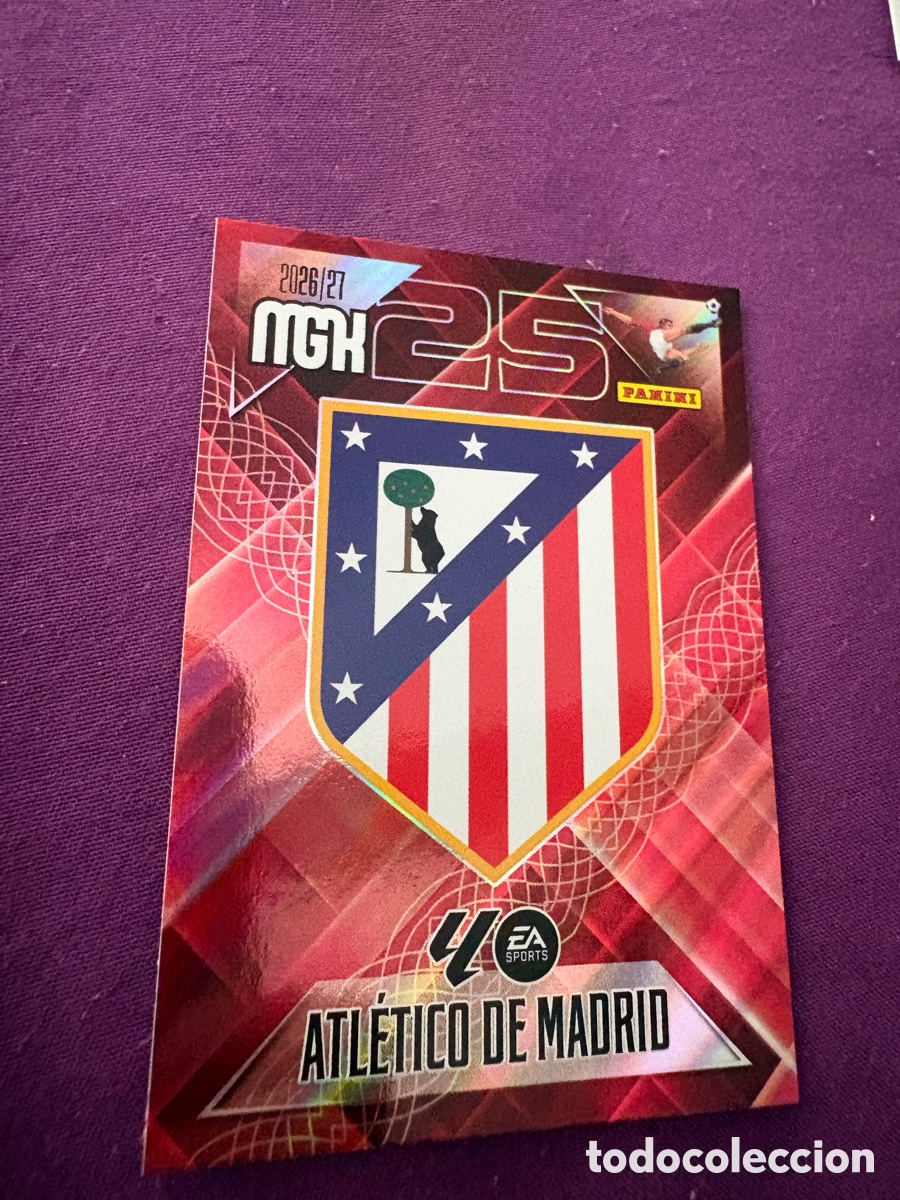 Cromos de f&uacute;tbol: Escudo atl&eacute;tico de Madrid megacrack 2026-2027