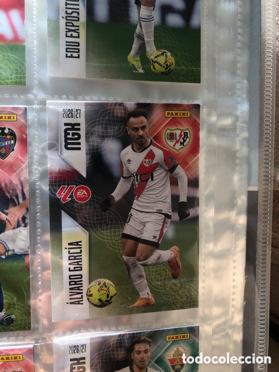 Cromos de f&uacute;tbol: Megacracks 2026 2027 Alvaro Garc&iacute;a 303 rayo vallecano