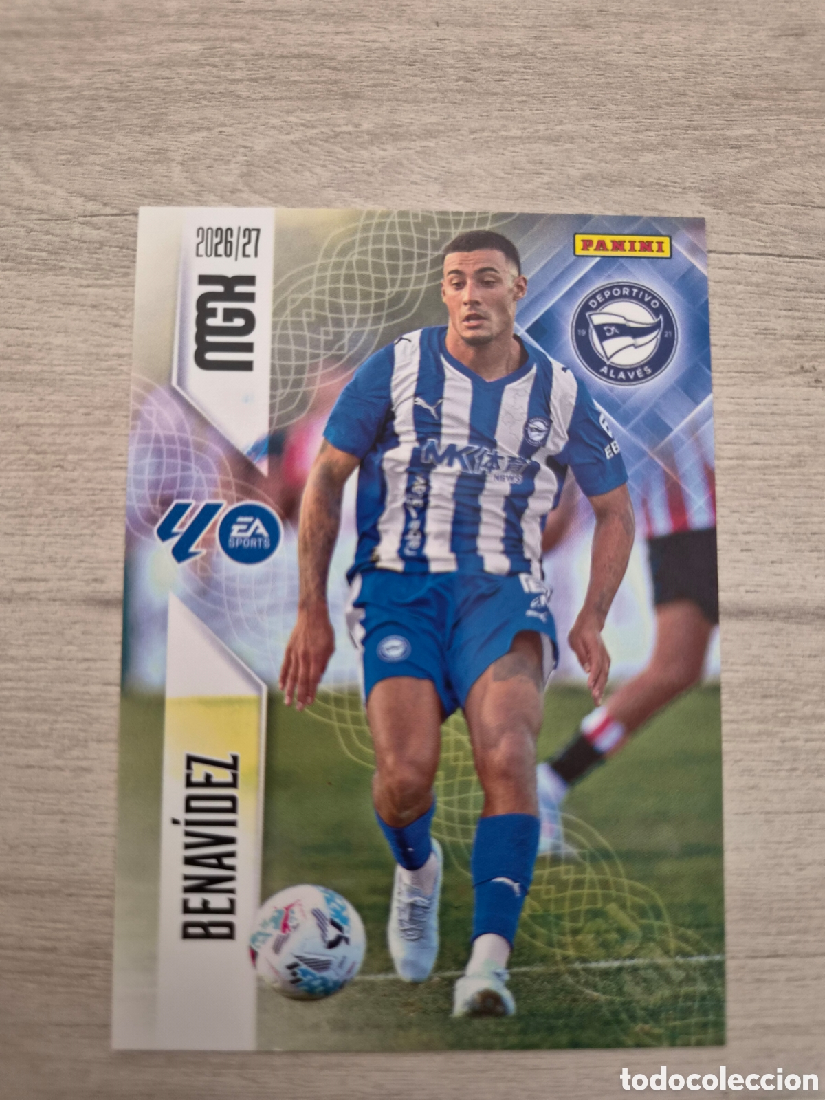 Cromos de f&uacute;tbol: N&deg;27 Alaves Benavidez Megacracks 26/27