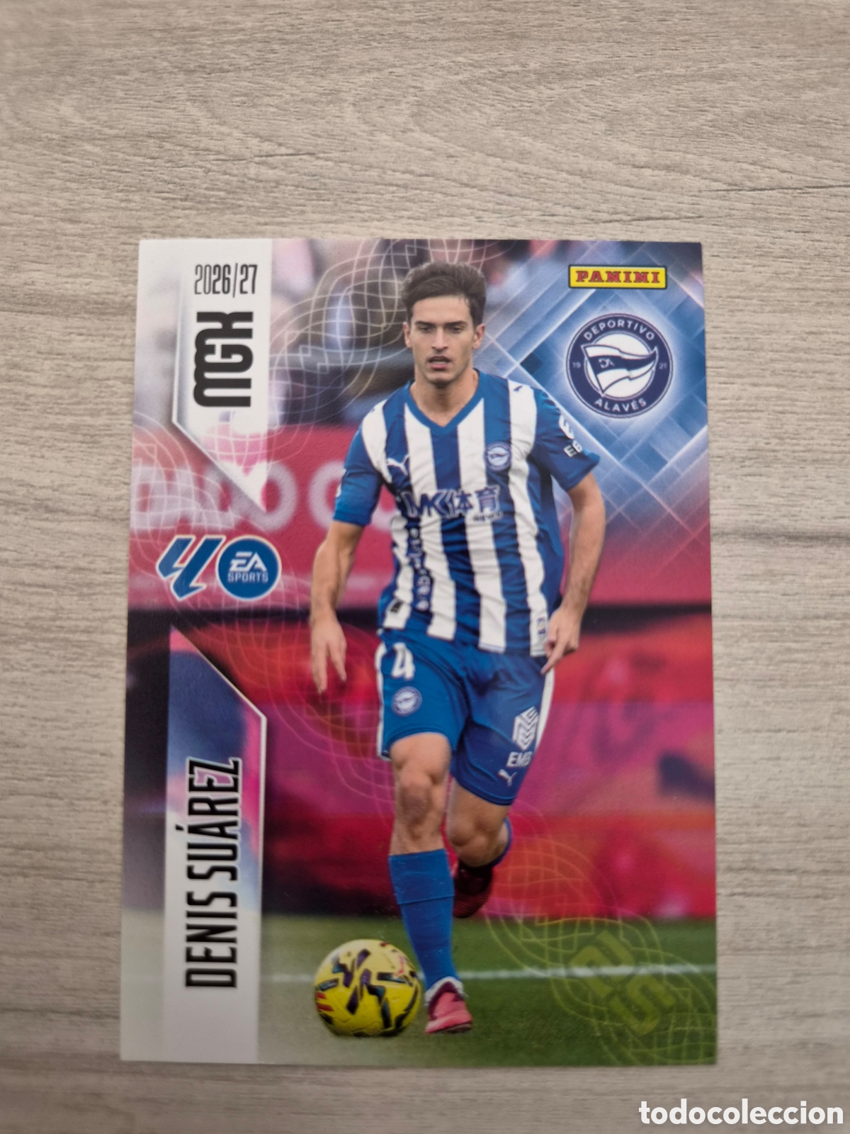 Cromos de f&uacute;tbol: N&deg;32 Alaves Denis Su&aacute;rez Megacracks 26/26