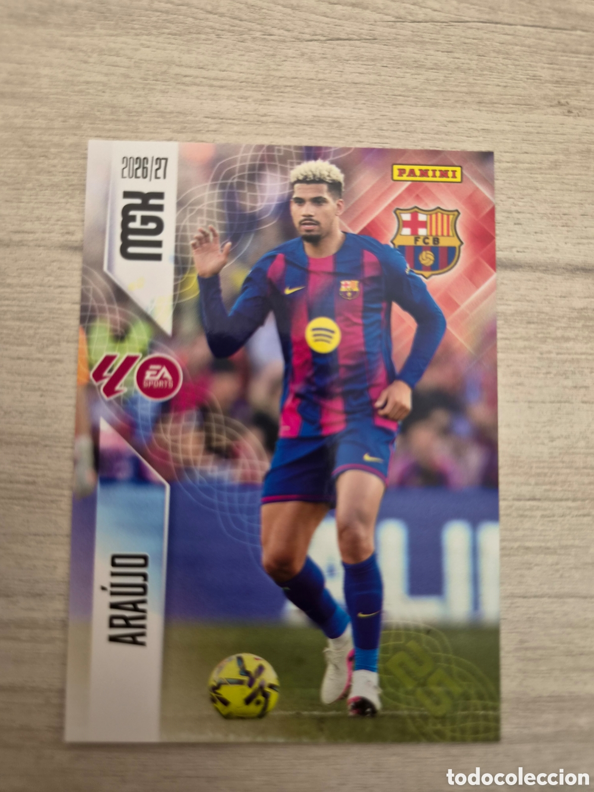 Cromos de f&uacute;tbol: N&deg;80 FC Barcelona Araujo Megacracks 26/27