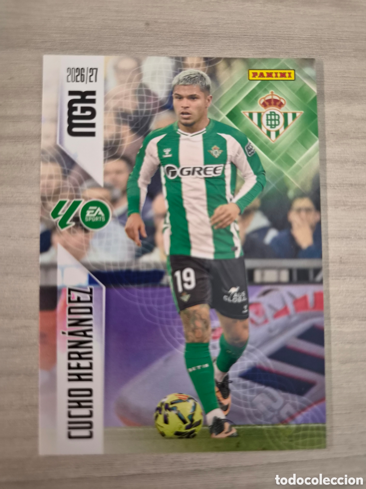 Figurine di Calcio: N&deg;107 Betis Cucho Hern&aacute;ndez Megacracks 26/27