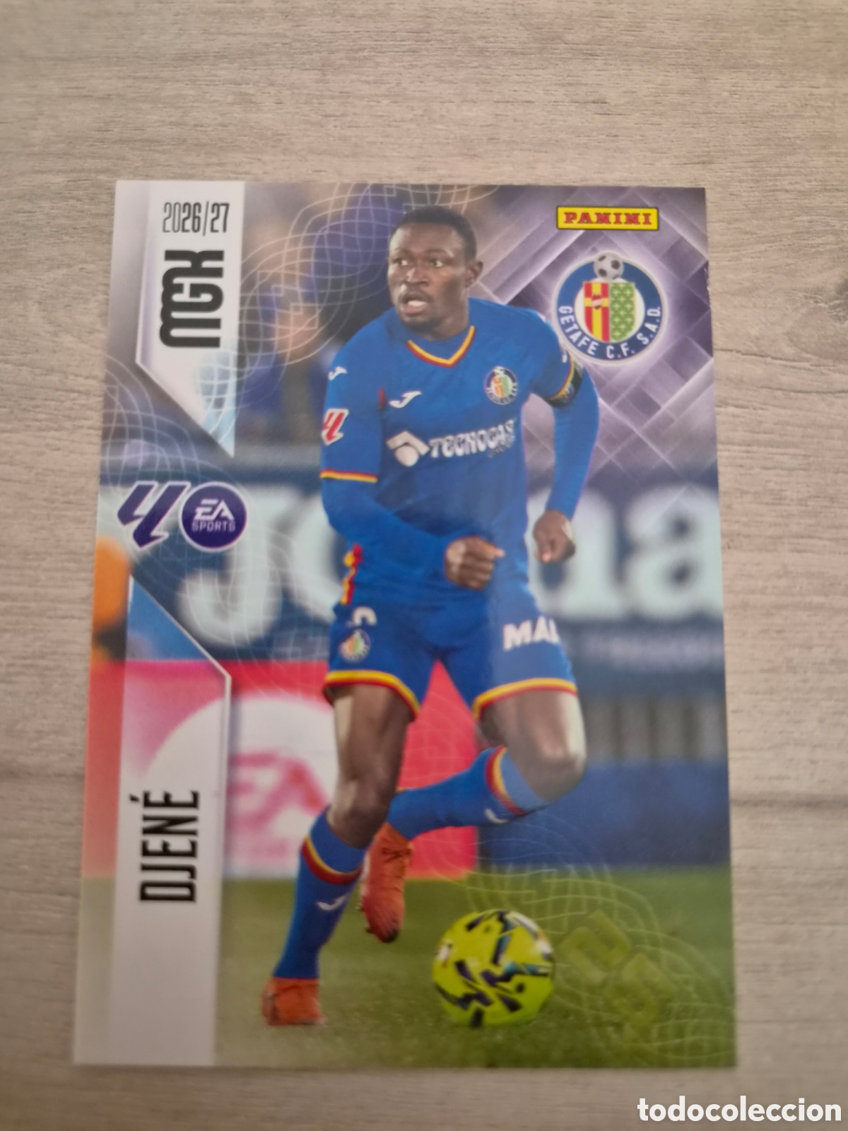 Cartes &agrave; collectionner de Football: N&deg;185 Getafe Djene Megacracks 26/27