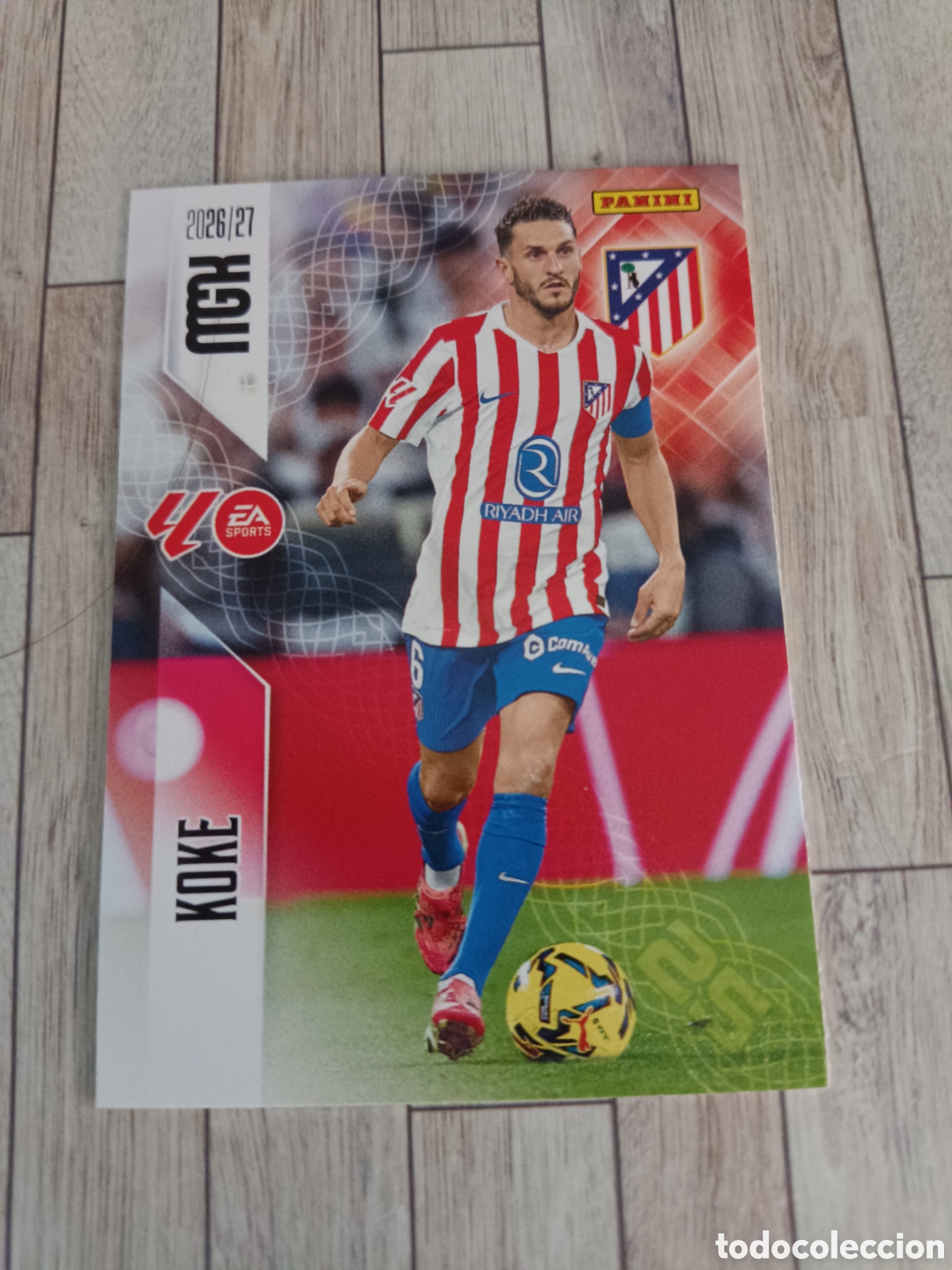Fu&szlig;ball-Sticker: 64 KOKE ATL&Eacute;TICO DE MADRID MEGACRACKS MGK 26 27 PANINI 2026 2027