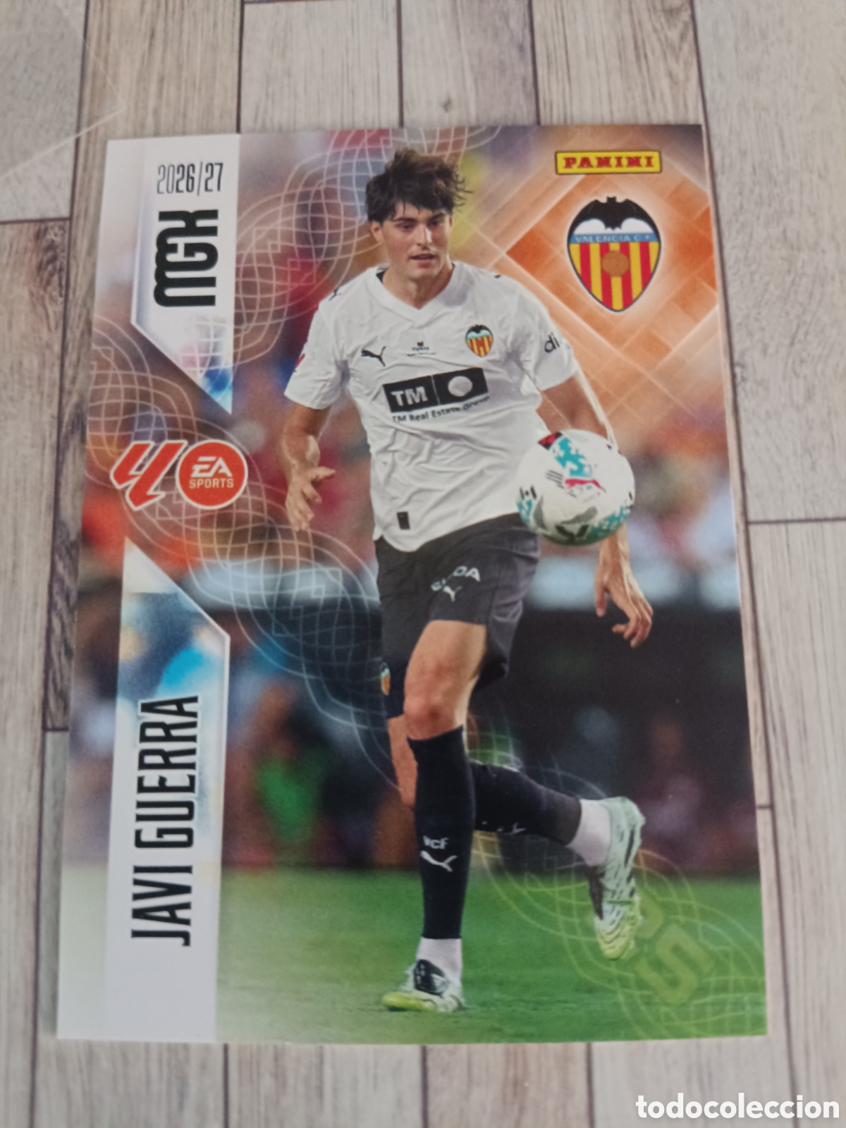 Football Stickers: 354 JAVI GUERRA VALENCIA MEGACRACKS MGK 26 27 PANINI 2026 2027
