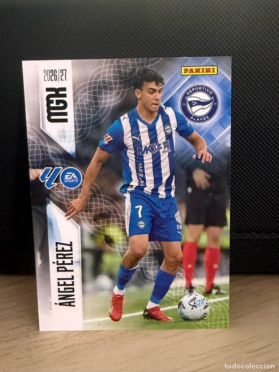Cartes &agrave; collectionner de Football: 33 MegaCracks 2026 2027 &Aacute;ngel P&eacute;rez - Alav&eacute;s