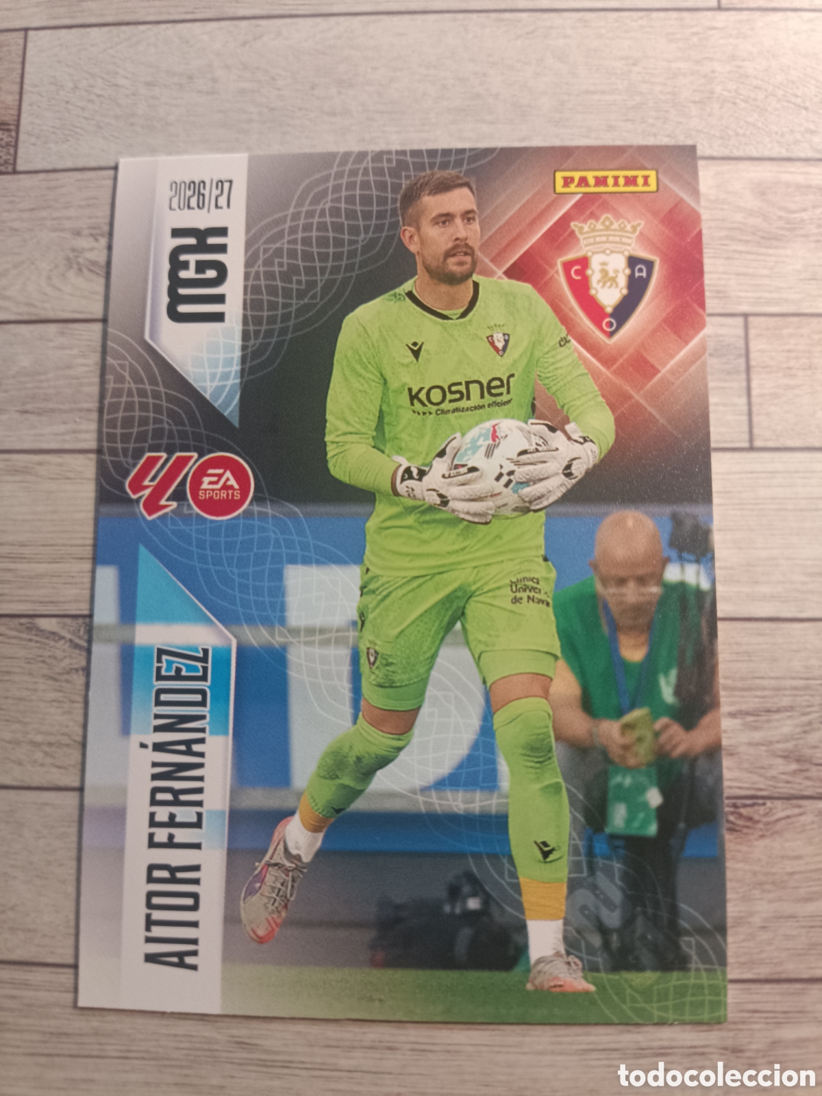 Cartes &agrave; collectionner de Football: 255 AITOR FERNANDEZ OSASUNA MEGACRACKS MGK 26 27 PANINI 2026 2027