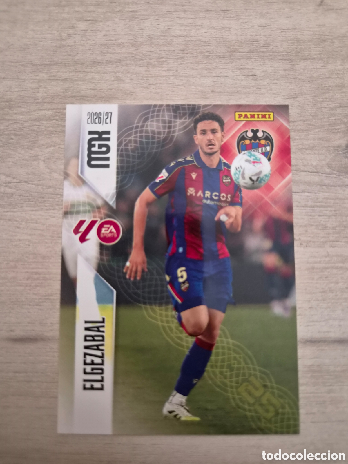 Cromos de f&uacute;tbol: N&deg;204 Levante Elgezabal Megacracks 26/27