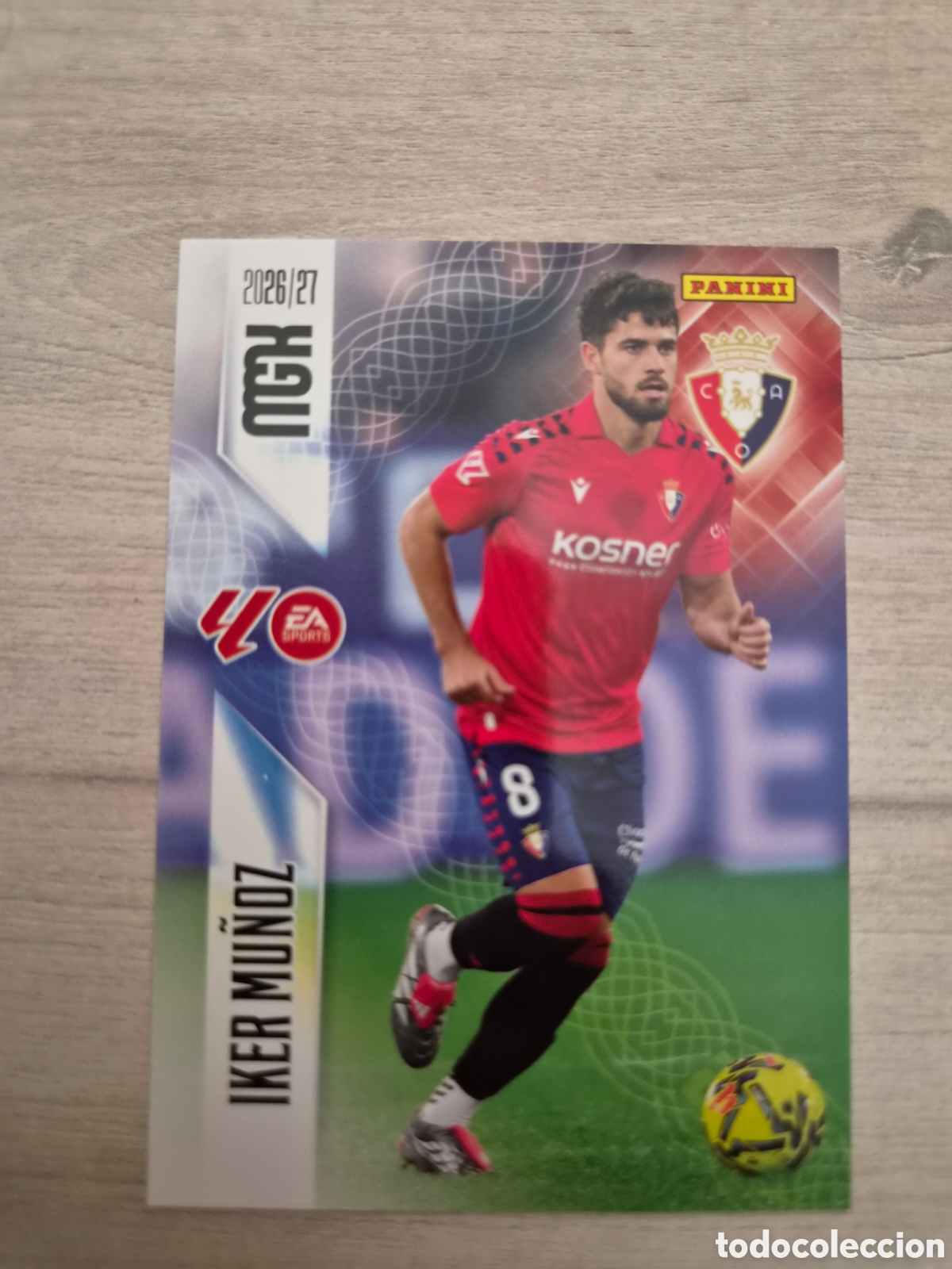 Cromos de f&uacute;tbol: N&deg;261 Osasuna Iker Mu&ntilde;oz Megacracks 26/27