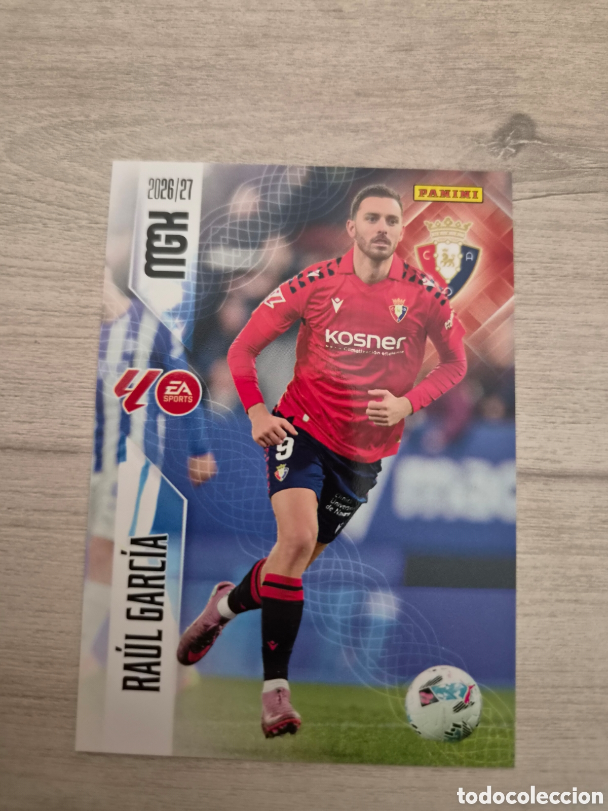 Cromos de f&uacute;tbol: N&deg;269 Osasuna Raul Garc&iacute;a Megacracks 26/27
