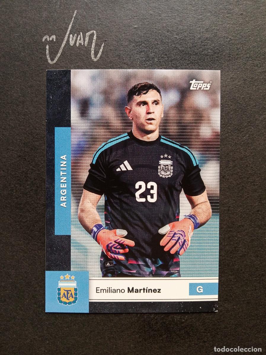 Cromos de f&uacute;tbol: N&ordm; 1 EMILIANO MARTINEZ ASTON VILLA ⚽ TOPPS &reg; FIRST TEAM SET ARGENTINA FIFA WORLD CUP 2026 MUNDIAL