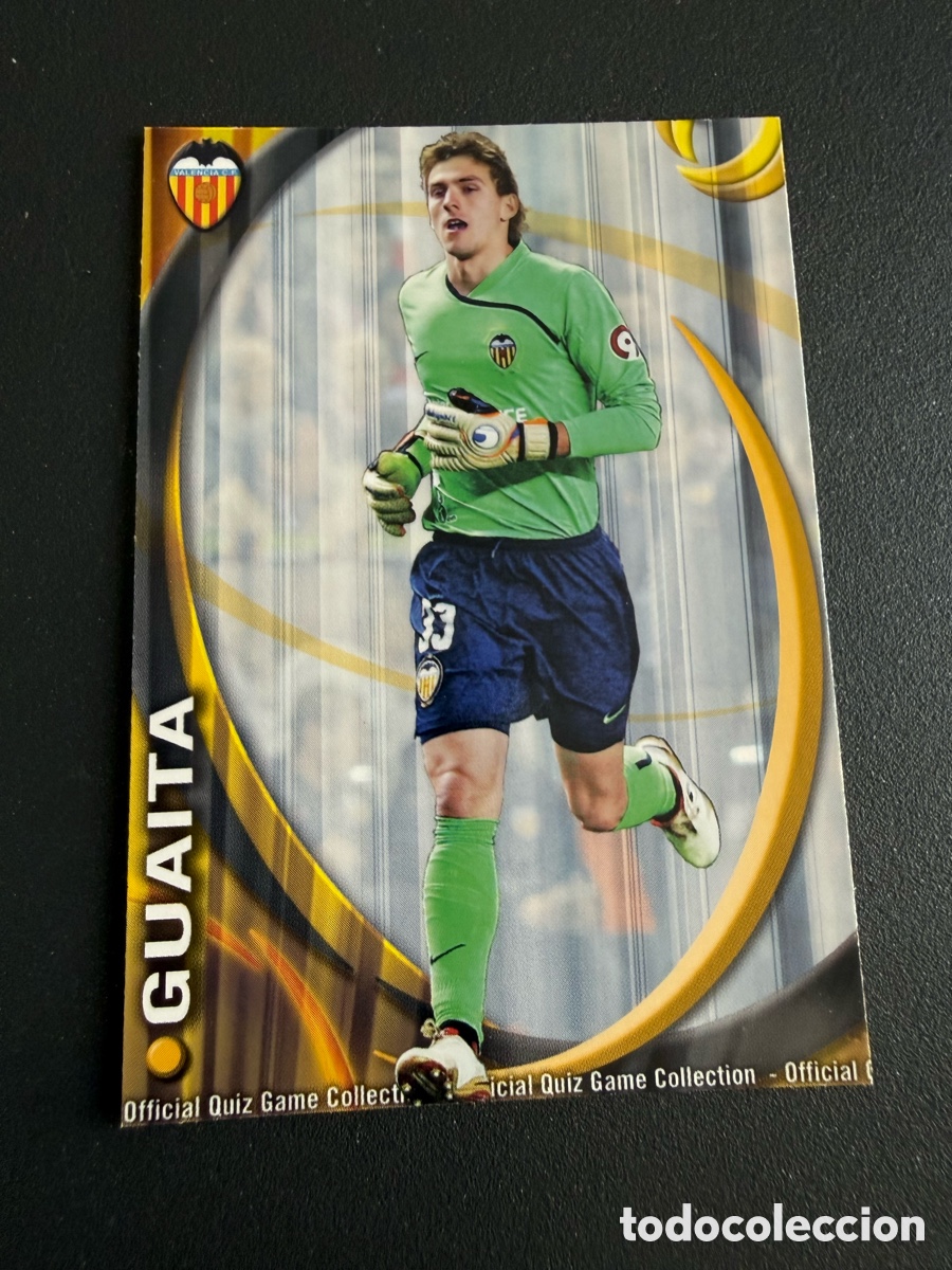 Football Stickers: MUNDICROMO 2011. UH 671. GUAITA ( Valencia)
