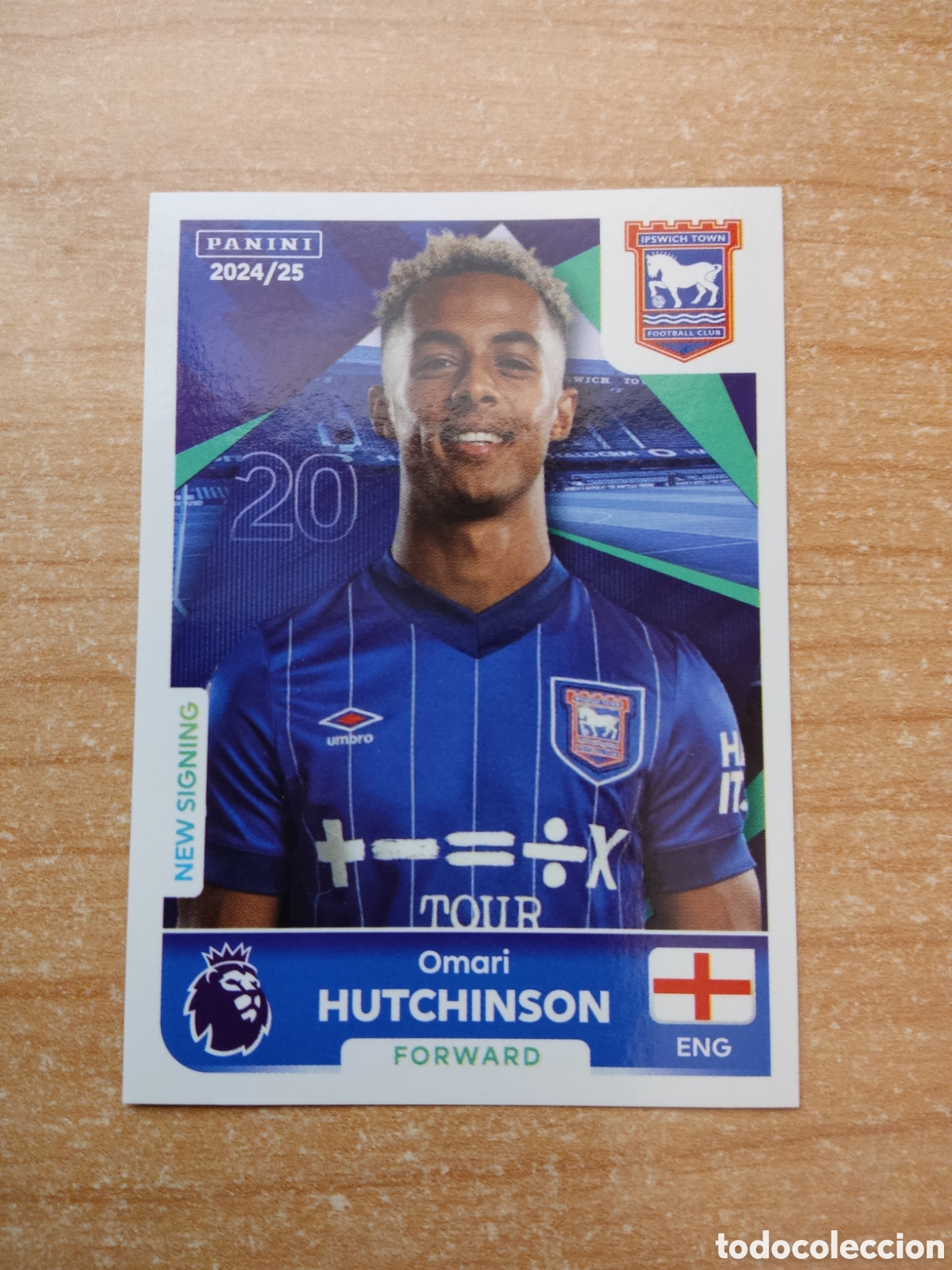 Cartes &agrave; collectionner de Football: 303 HUTCHINSON IPSWICH TOWN PREMIER LEAGUE 2024 2025