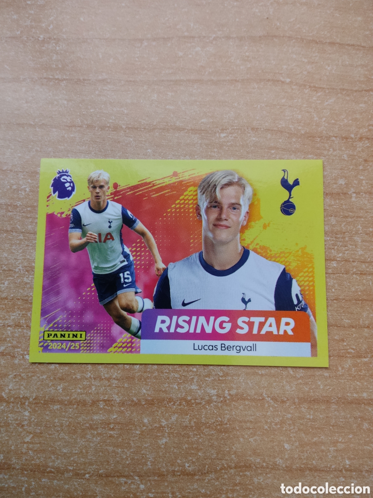 Figurine di Calcio: 572 LUCAS BERGVALL TOTTENHAM RISING STAR PREMIER LEAGUE 2024 2025