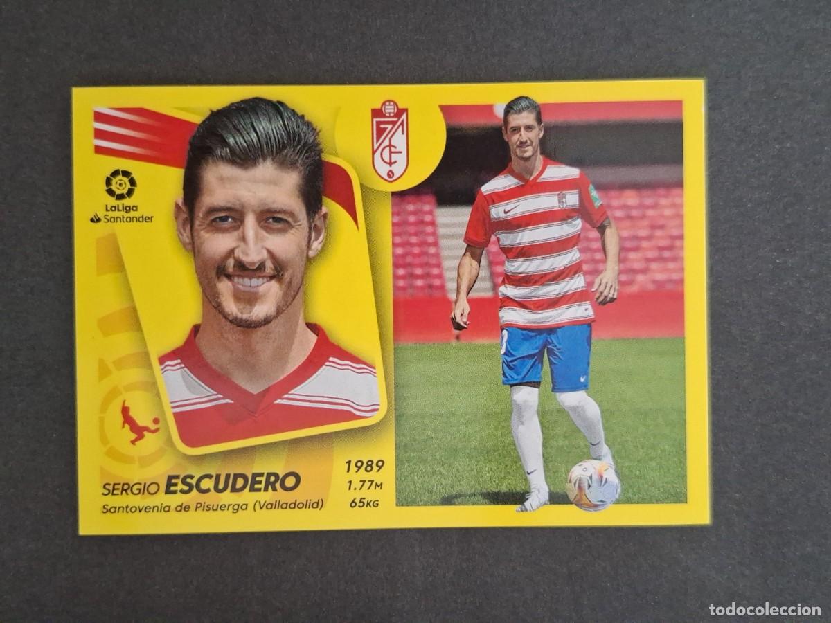 Figurine di Calcio: L2 ESCUDERO GRANADA C. F. FICHAJE 32 BIS LIGA ESTE 2021 2022 21 22 NUNCA PEGADO SIN PEGAR