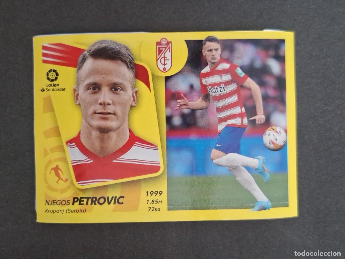 Figurine di Calcio: L2 PETROVIC GRANADA C. F. MERCADO DE INVIERNO LIGA ESTE 2021 2022 21 22 NUNCA PEGADO SIN PEGAR
