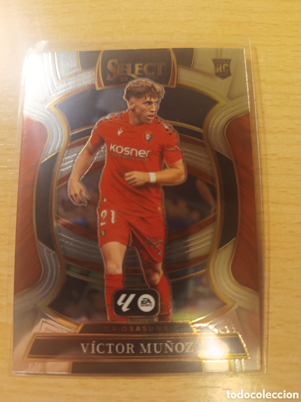 Cromos de f&uacute;tbol: 42 V&Iacute;CTOR MU&Ntilde;OZ RC OSASUNA SELECT LA LIGA 2025 2026 PANINI 25 26 ROOKIE