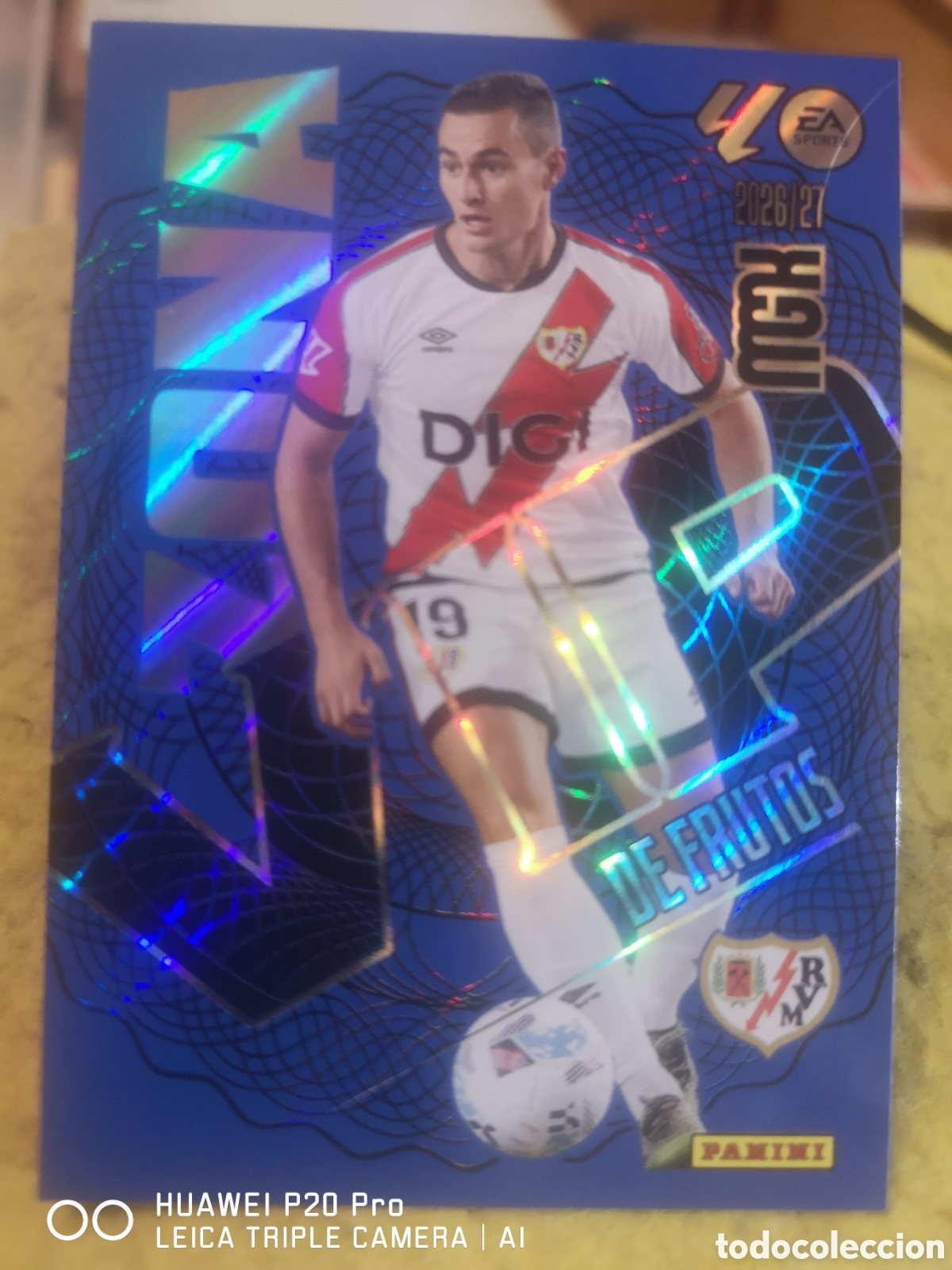 Fu&szlig;ball-Sticker: MEGACRACKS 2026 27 ZONA VIP DE FRUTOS 392 - RAYO VALLECANO