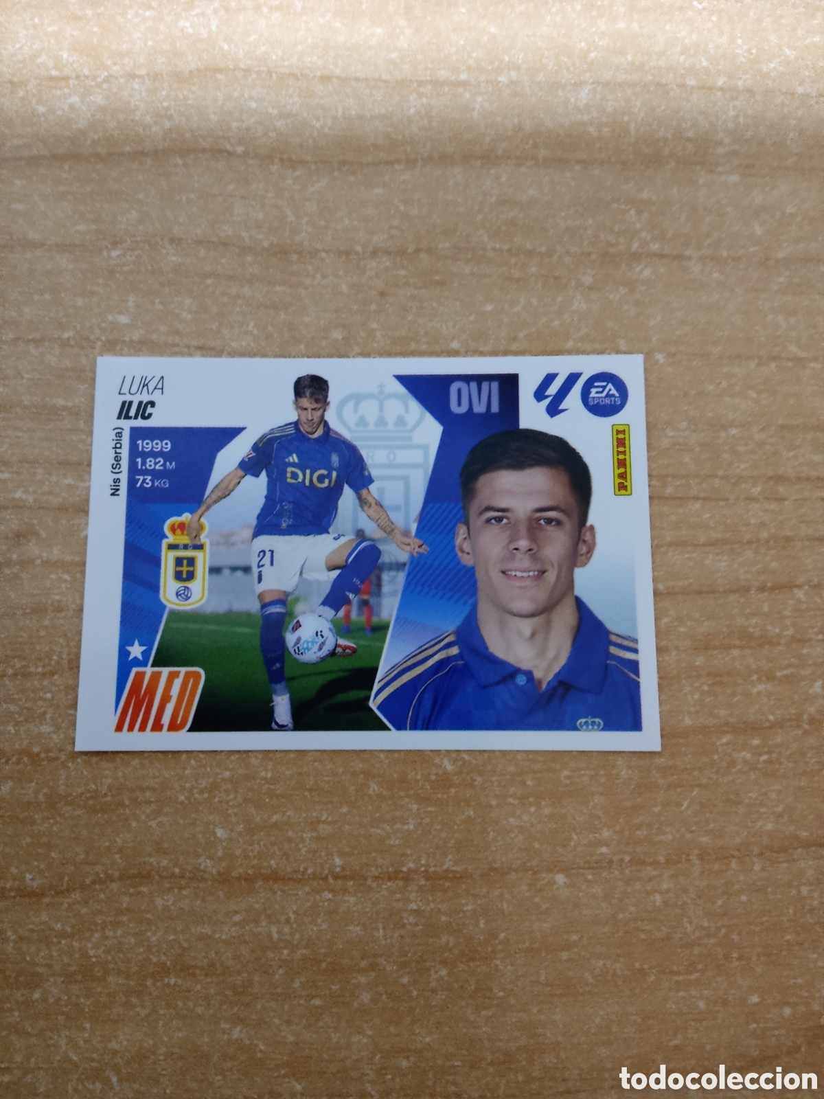 Cromos de f&uacute;tbol: 15 ILIC REAL OVIEDO CON ESCUDO LIGA ESTE 2025 2026