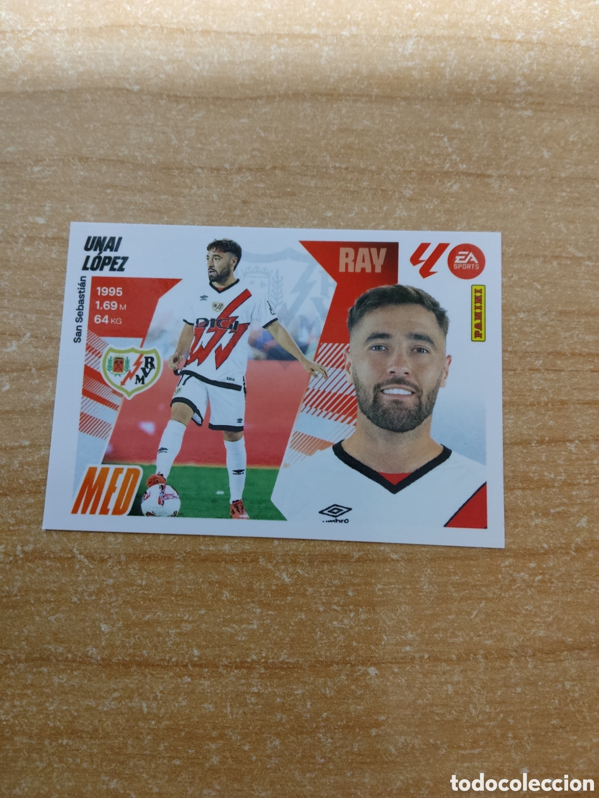 Figurine di Calcio: 16 UNAI LOPEZ RAYO VALLECANO LIGA ESTE 2025 2026