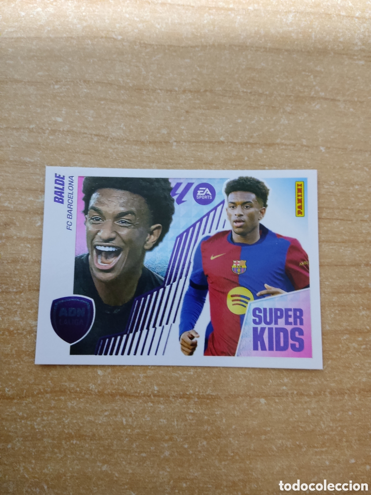 Cromos de f&uacute;tbol: 2 BALDE SUPER KIDS BARCELONA LIGA ESTE 2025 2026