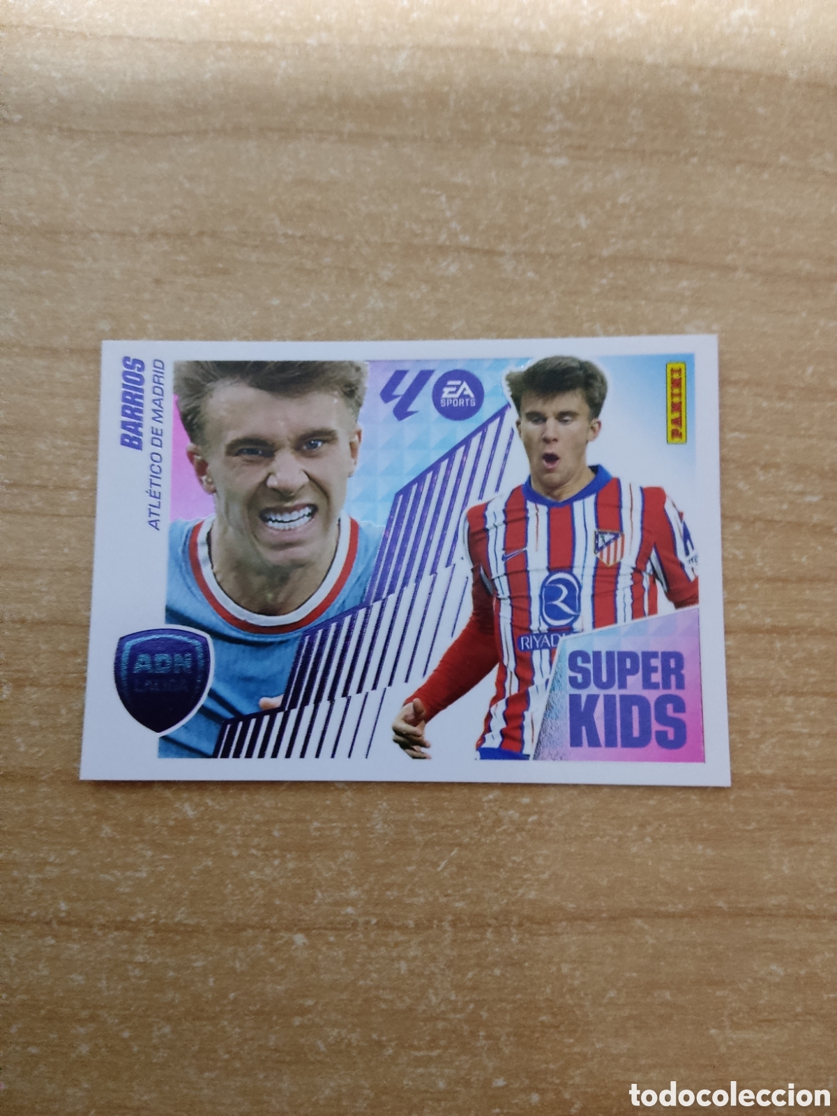 Cromos de f&uacute;tbol: 3 BARRIOS SUPER KIDS ATLETICO MADRID LIGA ESTE 2025 2026