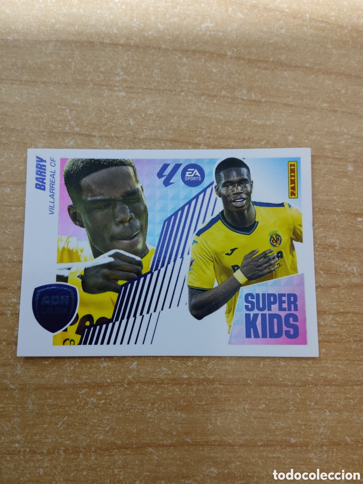 Cromos de f&uacute;tbol: 4 BARRY VILLARREAL SUPER KIDS LIGA ESTE 2025 2026