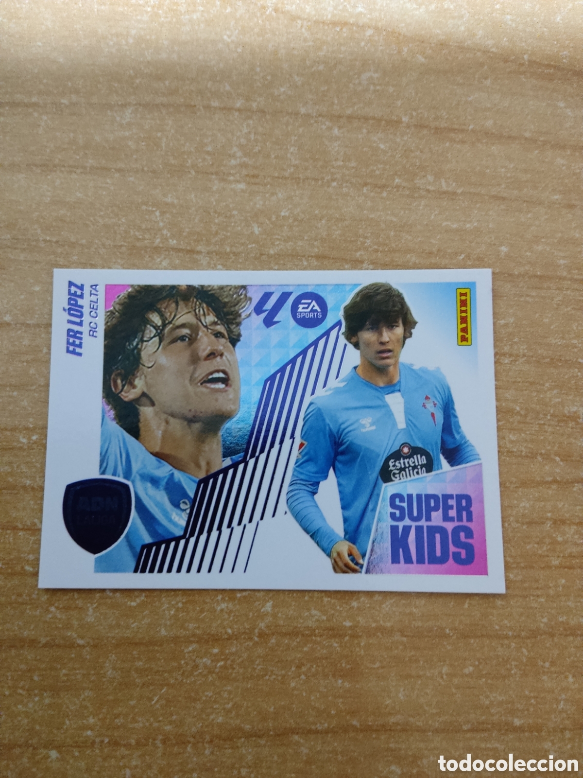 Cromos de f&uacute;tbol: 8 FER LOPEZ CELTA VIGO SUPER KIDS LIGA ESTE 2025 2026