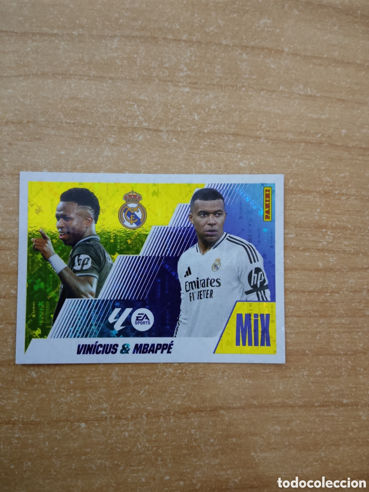 Football Stickers: 22 VINICIUS Y MBAPPE REAL MADRID MIX LIGA ESTE 2025 2026