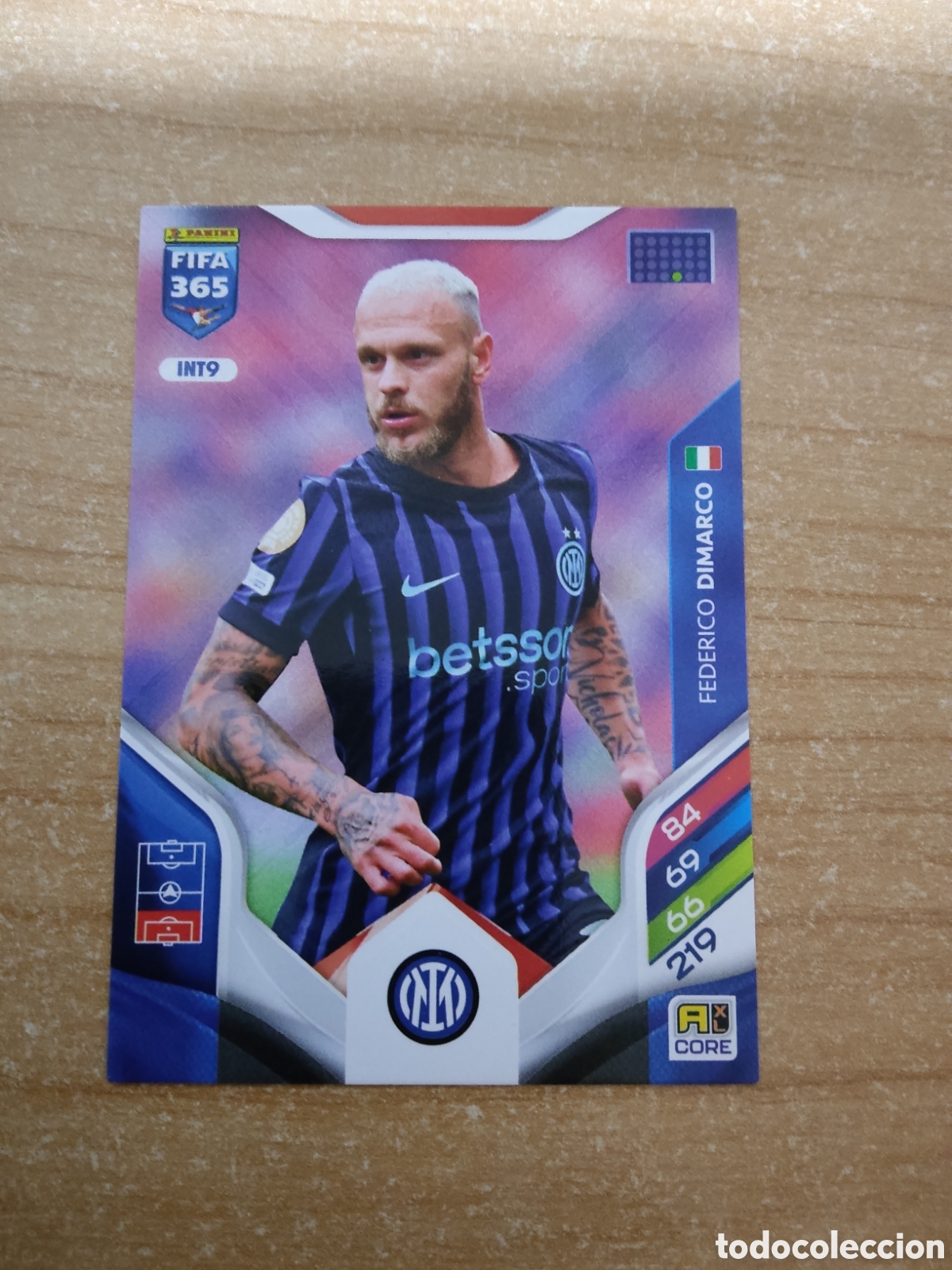 Cromos de f&uacute;tbol: 9 DIMARCO INTER MILAN FIFA 365 ADRENALYN 2026